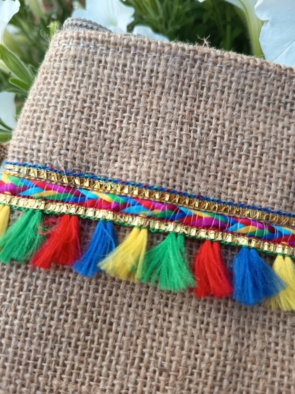 Kosmetyczka boho kolorowe frędzle